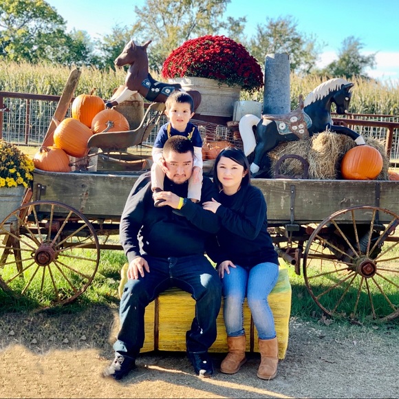 ✨💖MEET YOUR BUYER/SELLER!😘✨🙋 - Picture 1 of 1